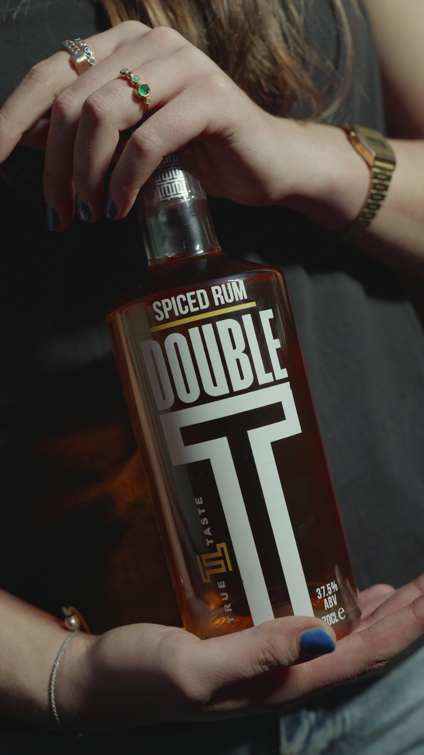 DOUBLE T'S SPICED RUM (70cl)